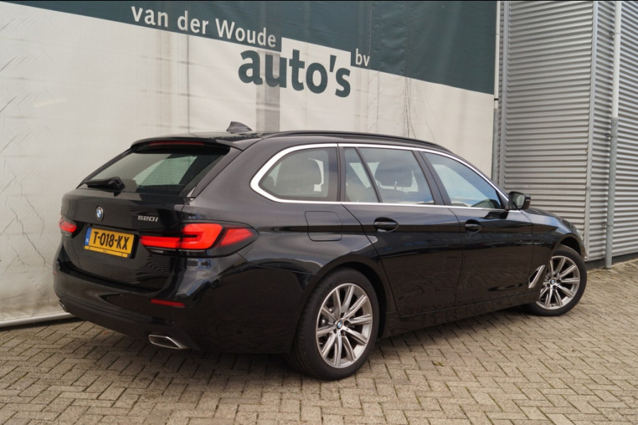 BMW 5 Serie Touring 520i Business Edition Plus -LEER-NAVI-ECC-