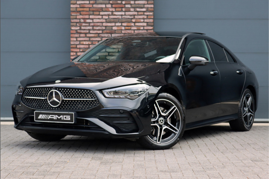 Mercedes-Benz CLA-Klasse 250 e AMG Line Aut8 | Facelift | Panoramadak | Keyless Go | Panoramadak | Verwarmd Stuurwiel | Sfeerverlichting | Surround Camera | Dodehoekassistent |