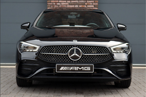 Mercedes-Benz CLA-Klasse 250 e AMG Line Aut8 | Facelift | Panoramadak | Keyless Go | Panoramadak | Verwarmd Stuurwiel | Sfeerverlichting | Surround Camera | Dodehoekassistent |