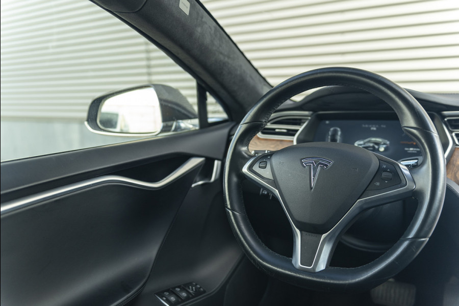 Tesla Model S 75 Base