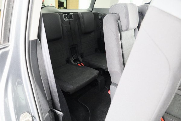 Volkswagen Touran 1.4 TSI Highline Edition R 7p 150PK | Automaat (DSG) | Navigatie | Trekhaak | Camera | 7-Zits | Led