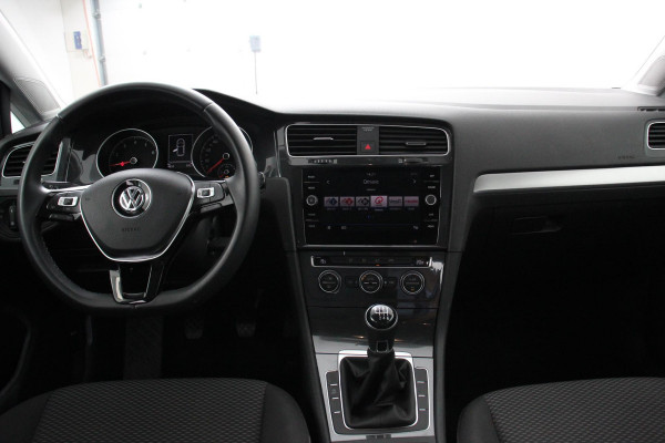 Volkswagen Golf 1.0 TSI Business | Navigatie | Climate Control | Bluetooth | Cruise control | Lichtmetalen velgen