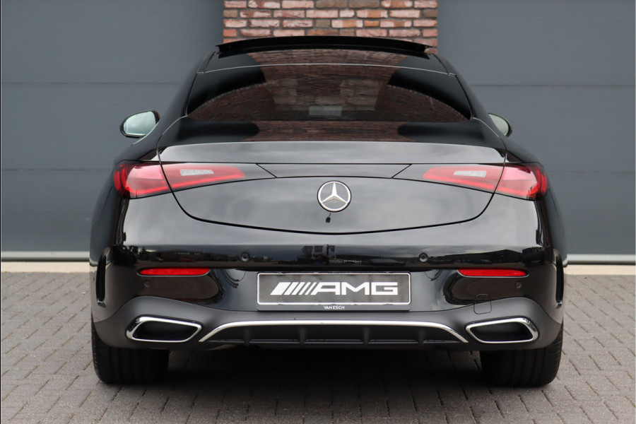 Mercedes-Benz CLE Coupé 200 AMG Line Aut9 | Distronic Pro | Panoramadak | Memory | Burmester | Verwarmd Stuurwiel | Digital Light | Keyless Go | Camera | Stoelverwarming |