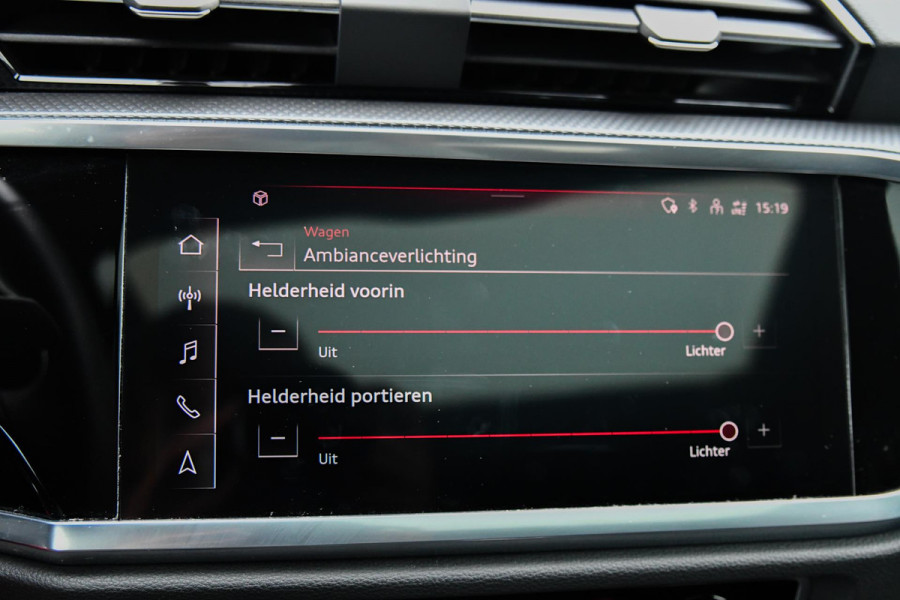 Audi Q3 Sportback 45 TFSI e S-Line. BTW, Pano, Dodeh, Camera, Trekhaak, Matrix, 20'', CarPlay!