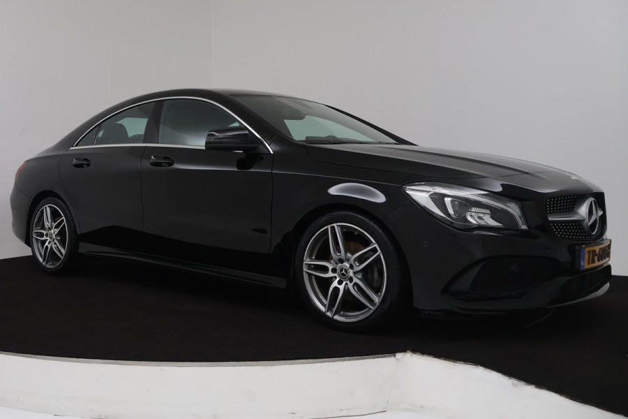 Mercedes-Benz CLA-Klasse 180 Business Solution AMG Upgrade Edition Automaat (NAVIGATIE, CAMERA, STOELV, CRUISE, NL-AUTO)