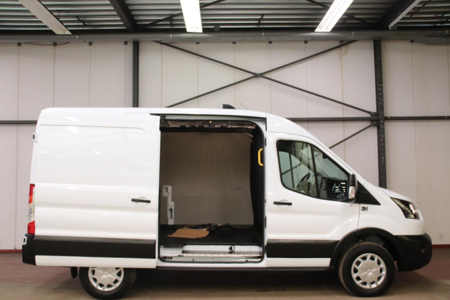 Ford E-Transit 350 L2H2 Trend 68 kWh ELEKTRISCH NAVIGATIESYSTEEM