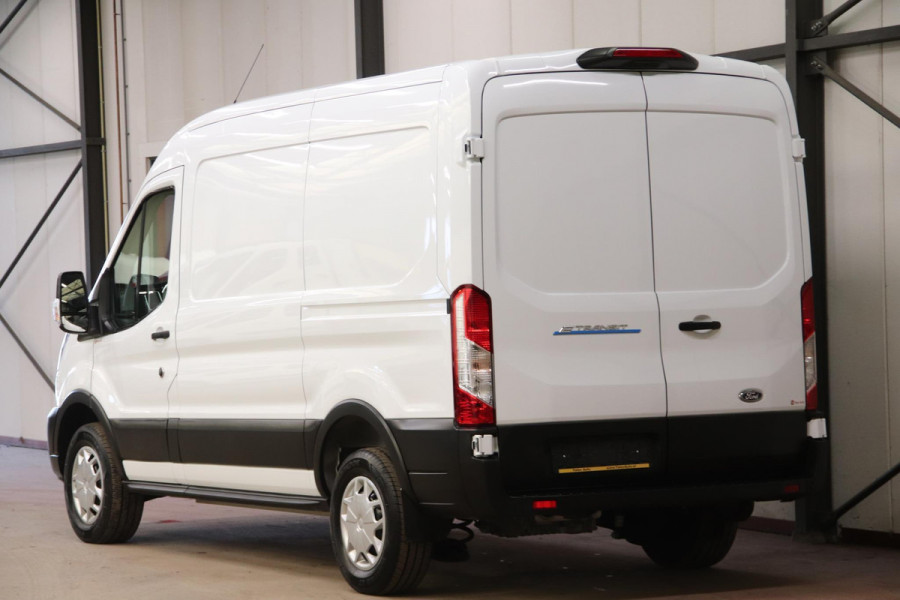 Ford E-Transit 350 L2H2 Trend 68 kWh ELEKTRISCH NAVIGATIESYSTEEM