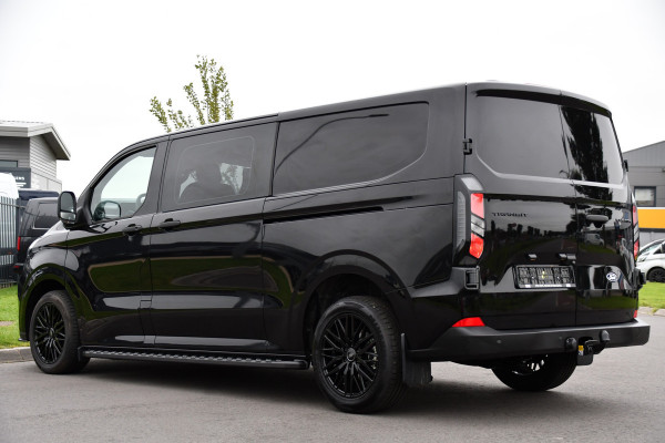 Ford Transit Custom 320 2.0 TDCI L2H1 DC Black Edition Camera, Cruise, Automaat, Stoelverwarming, Trekhaak, 2 x Schuifdeur, Carplay, Multimedia, 136PK, Leverbaar!