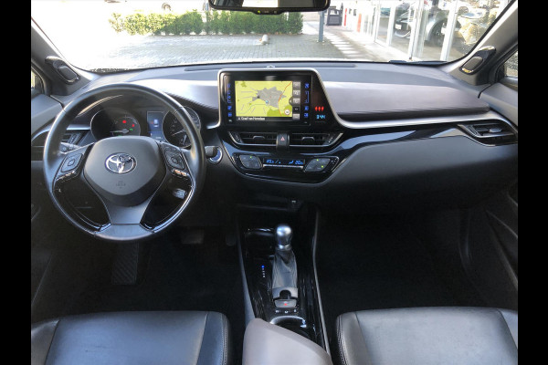 Toyota C-HR 1.8 Hybrid Executive | JBL, Trekhaak, Leer, Dodehoekherkenning, Navigatie, 18inch, Stoel + Stuurverwarming, Parkeersensoren