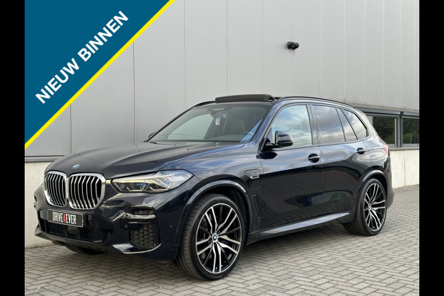 BMW X5 xDrive45e M PACK 395pk PANO ACC ECC 360 CAMERA HUD LEDER