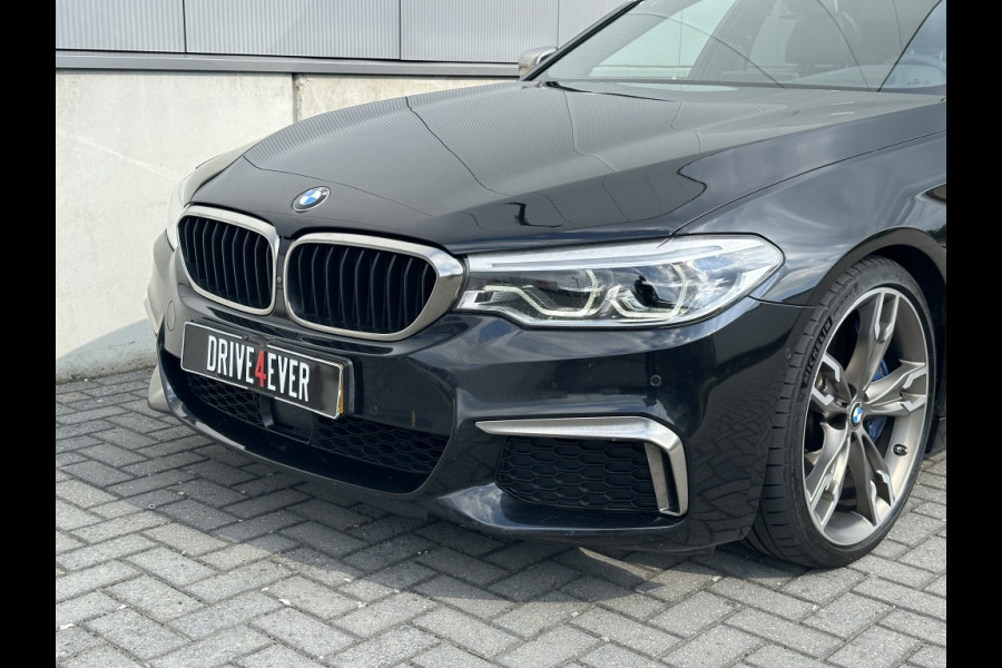 BMW 5 Serie M550i xD M PACK FULL PANO 360 CAMERA ECC PDC LED LEDER