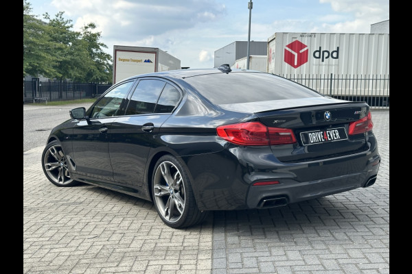 BMW 5 Serie M550i xD M PACK FULL PANO 360 CAMERA ECC PDC LED LEDER