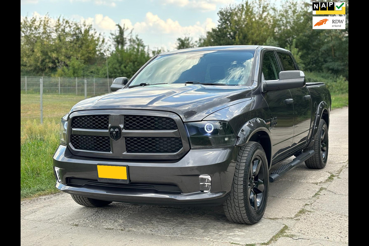 Dodge Ram 1500 Sport Black Edition 3.6 V6 4x4 Crew Cab LPG 125L