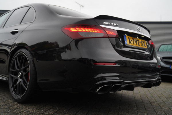 Mercedes-Benz E-Klasse AMG 63 S 4MATIC+ | Schaalstoelen | incl BTW | Panorama | Edition 1 | Gele stiksels | Carbon Edition | ACC