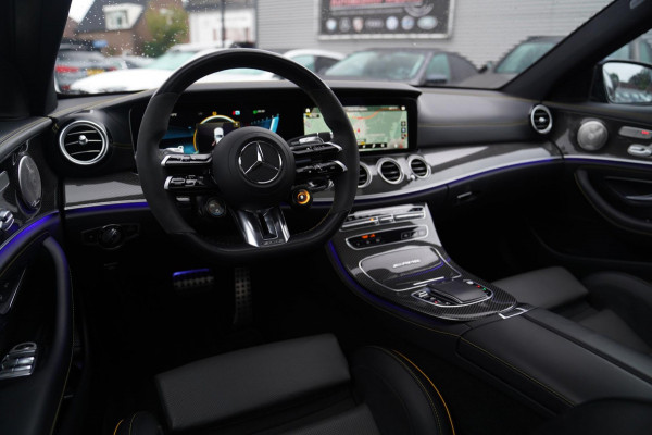 Mercedes-Benz E-Klasse AMG 63 S 4MATIC+ | Schaalstoelen | incl BTW | Panorama | Edition 1 | Gele stiksels | Carbon Edition | ACC