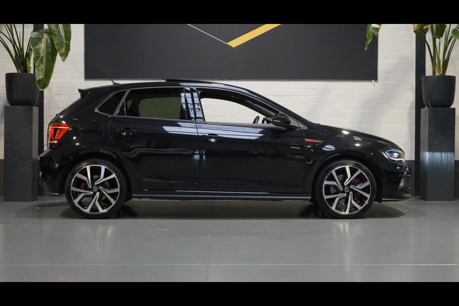 Volkswagen Polo 2.0 TSI GTI AUTOMAAT-ALCANTARA-CLIMA-KEYLESS-NAVI-PANO-VIRTUEEL-WINTER