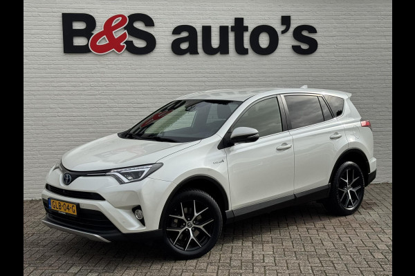 Toyota RAV4 2.5 Hybrid AWD Executive Trekgewicht 1650kg Adaptive cruise control 4 seizoenen banden