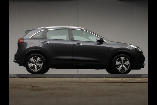 Kia Niro 1.6 GDi Hybrid ExecutiveLine Sport (NAVI,APPLE CARPLAY,CAMERA,LED,PDC,CRUISE,LANE ASSIST,SPORTSTOELEN,NETTE STAAT)