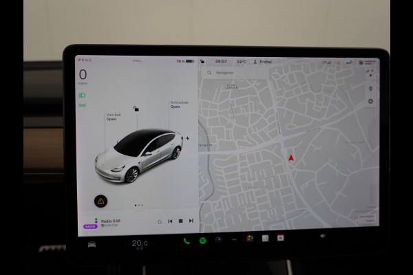 Tesla Model 3 Performance 513pk 0-100 3,4 sec. 20" FSD-vb. AutoPilot Carbon Spoiler Premium-HiFi Pano.dak Camera Leer Adaptive-Cruise+Stop&Go  4wd Rode Remklauwen Premium Audio Veel grip door 4WD vierwielaandrijving.  Origineel Nederlandse auto ! Orig.NL auto  1e eigenaar