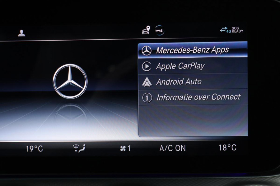 Mercedes-Benz E-Klasse 200 Sport AMG | Carplay | Leder | Camera | Stoelverwarming | Navigatie | Park Assist | Sfeerverlichting | Full LED