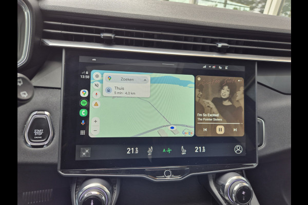 Lynk & Co 01 1.5 | Pano | Navi | Clima | Camera | Android/Apple Carplay