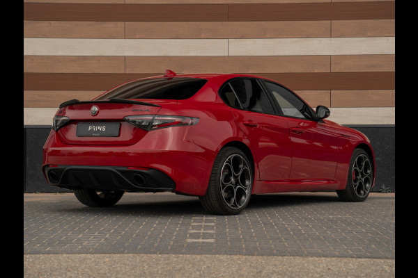 Alfa Romeo Giulia 2.0T 320pk Competizione AWD | MY24 | Harman/Kardon | Carbon spoiler | Adapt. cruise |