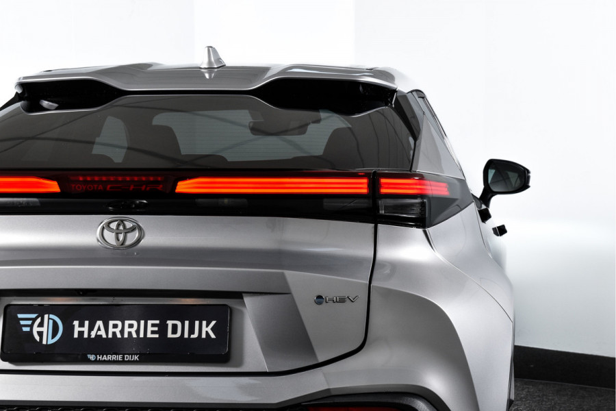 Toyota C-HR 1.8 Hybrid 140 Dynamic | Dig.Cockpit | 12,3" touchscreen | Adapt.Cruise | Stoel + Stuurverwarming | Camera | PDC | NAV + App.Connect | Auto.Airco | DAB | LM 18" | 6343