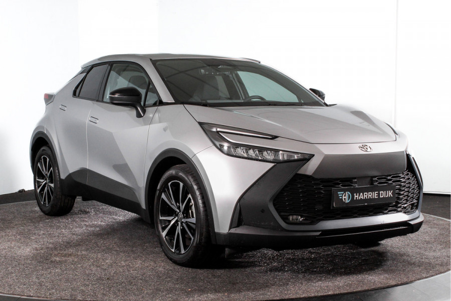 Toyota C-HR 1.8 Hybrid 140 Dynamic | Dig.Cockpit | 12,3" touchscreen | Adapt.Cruise | Stoel + Stuurverwarming | Camera | PDC | NAV + App.Connect | Auto.Airco | DAB | LM 18" | 6343