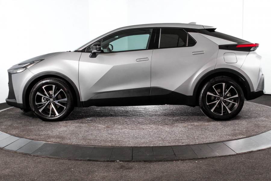 Toyota C-HR 1.8 Hybrid 140 Dynamic | Dig.Cockpit | 12,3" touchscreen | Adapt.Cruise | Stoel + Stuurverwarming | Camera | PDC | NAV + App.Connect | Auto.Airco | DAB | LM 18" | 6145