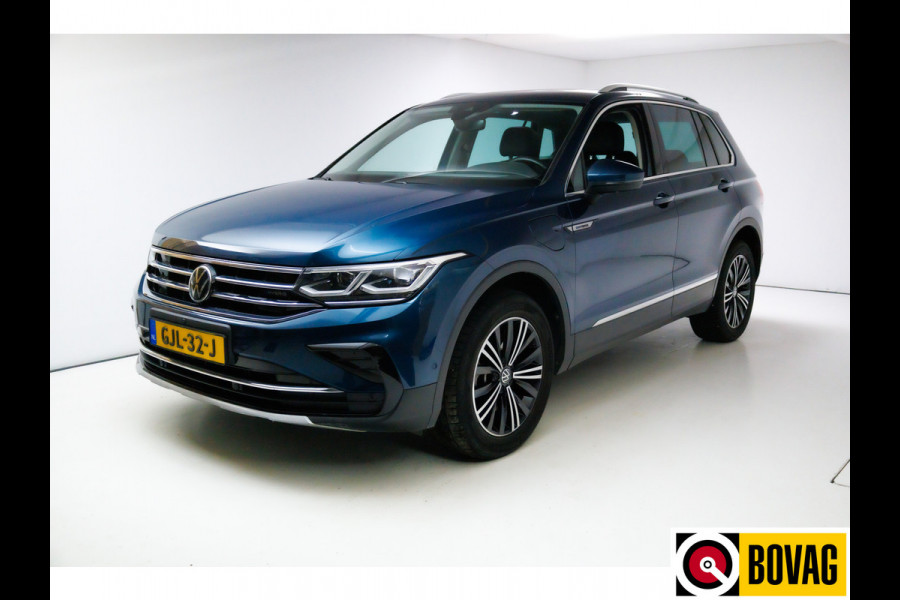 Volkswagen Tiguan 1.4 TSI eHybrid Elegance Exclusive 245 PK Panoramadak, Zwart leer, Elec. klep, Matrix led, Apple Carplay, Navigatie, Camera