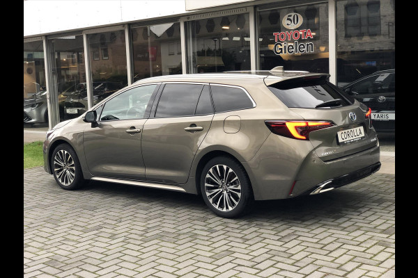 Toyota Corolla Touring Sports 1.8 Full Hybrid Dynamic Plus | Smart Connect, Dodehoekherkenning, Parkeersensoren, Stoel + Stuurverwarming, Keyless