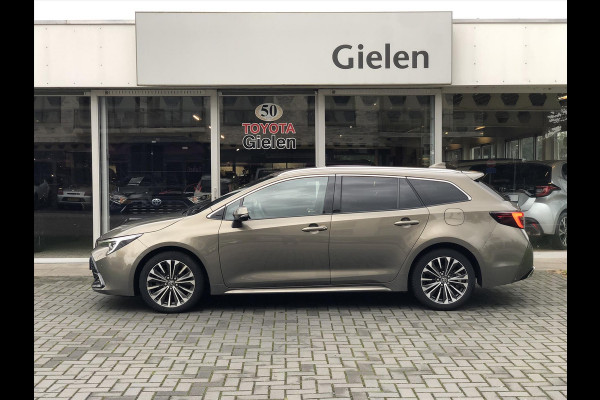 Toyota Corolla Touring Sports 1.8 Full Hybrid Dynamic Plus | Smart Connect, Dodehoekherkenning, Parkeersensoren, Stoel + Stuurverwarming, Keyless