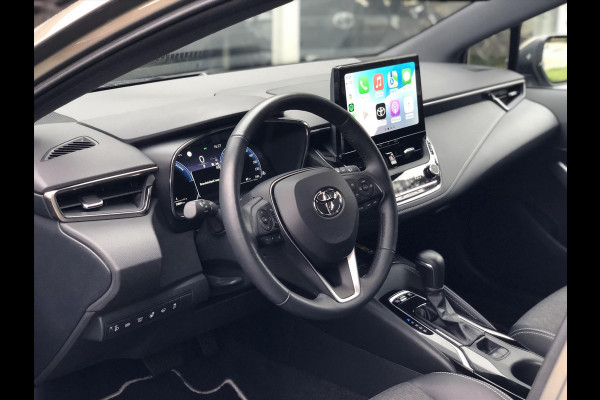 Toyota Corolla Touring Sports 1.8 Full Hybrid Dynamic Plus | Smart Connect, Dodehoekherkenning, Parkeersensoren, Stoel + Stuurverwarming, Keyless