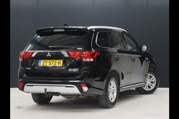 Mitsubishi Outlander 2.4 PHEV Pure [CAMERA, TREKHAAK, APPLE CARPLAY, LED, KEYLESS, CRUISE CONTROL, ALCANTARA, NIEUWSTAAT]