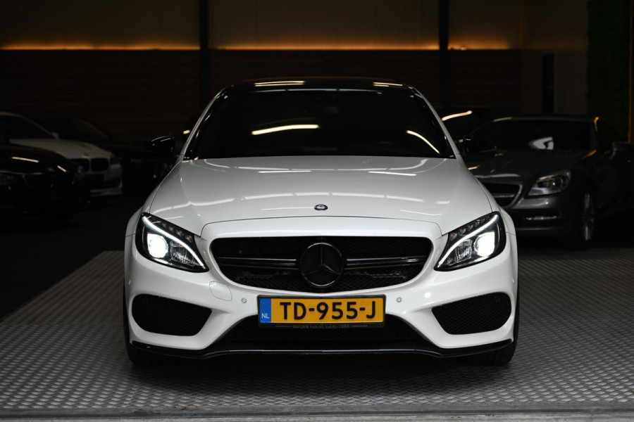 Mercedes-Benz C-Klasse 220 CDI - AMG Styling - Panoramadak - Leer - Stoelverwarming - Ambiance Verlichting