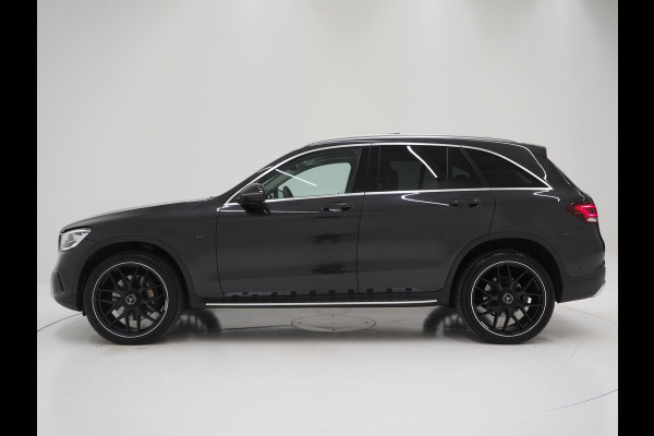 Mercedes-Benz GLC 300e 4MATIC | Panoramadak | Treeplanken | Carplay | Trekhaak | Camera