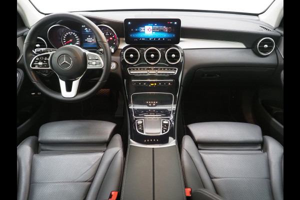 Mercedes-Benz GLC 300e 4MATIC | Panoramadak | Treeplanken | Carplay | Trekhaak | Camera