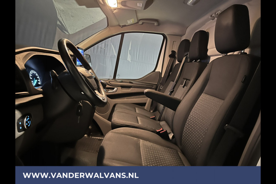 Ford Transit Custom 2.0 TDCI 131pk L1H1 Euro6 Airco | Camera | Navigatie | Apple Carplay LED, Cruisecontrol, 2500kg Trekhaak, Parkeersensoren, Stoelverwarming, Verwarmde voorruit, Dakdragers, Bijrijdersbank, Achterklep