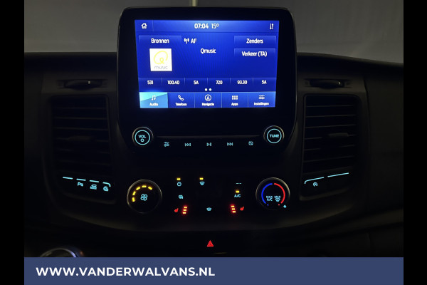 Ford Transit Custom 2.0 TDCI 131pk L1H1 Euro6 Airco | Camera | Navigatie | Apple Carplay LED, Cruisecontrol, 2500kg Trekhaak, Parkeersensoren, Stoelverwarming, Verwarmde voorruit, Dakdragers, Bijrijdersbank, Achterklep