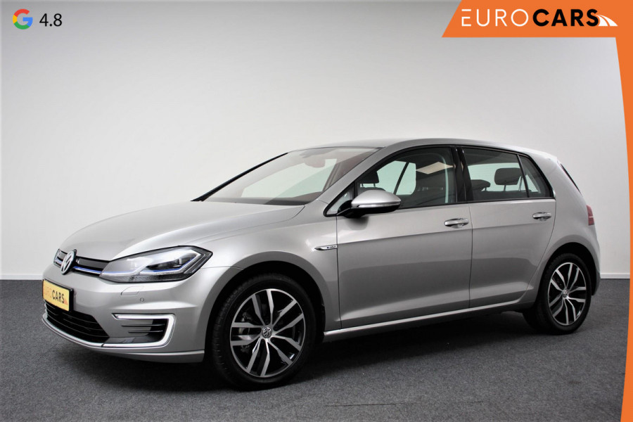 Volkswagen e-Golf e-Golf € 2000,- subsidie particulier mogelijk! | Navigatie | Climate Control | Adaptive Cruise Control | Camera | Parkeer sensoren | 17" Lichtmetalen Velgen  |