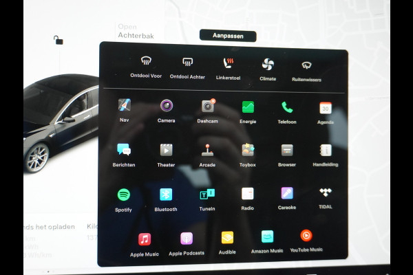 Tesla Model 3 SR+60kWh 325PK AutoPilot FSD.vb Leer PanoDak Adaptive cruise 18" Camera's Elektr.-Stuur+Stoelen+Spiegels+Geheugen+Easy-Entry+Ver Ecc Navigatiesysteem full map LED-a+v Comfortstoel(en) ACC Dual-ECC DAB Voorverwarmen interieur via App Keyless via Telefoonsleutel One-Pedal-Drive Origin. NLse auto !