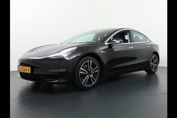 Tesla Model 3 SR+60kWh 325PK AutoPilot FSD.vb Leer PanoDak Adaptive cruise 18" Camera's Elektr.-Stuur+Stoelen+Spiegels+Geheugen+Easy-Entry+Ver Ecc Navigatiesysteem full map LED-a+v Comfortstoel(en) ACC Dual-ECC DAB Voorverwarmen interieur via App Keyless via Telefoonsleutel One-Pedal-Drive Origin. NLse auto !