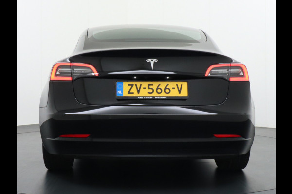 Tesla Model 3 SR+60kWh 325PK AutoPilot FSD.vb Leer PanoDak Adaptive cruise 18" Camera's Elektr.-Stuur+Stoelen+Spiegels+Geheugen+Easy-Entry+Ver Ecc Navigatiesysteem full map LED-a+v Comfortstoel(en) ACC Dual-ECC DAB Voorverwarmen interieur via App Keyless via Telefoonsleutel One-Pedal-Drive Origin. NLse auto !