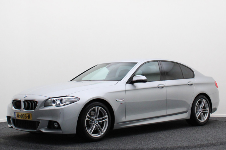 BMW 5 Serie 520i M Sport Edition High Executive Leer, Elektrische Stoelen, Navigatie, Bluetooth, Cruise, Trekhaak, 18''