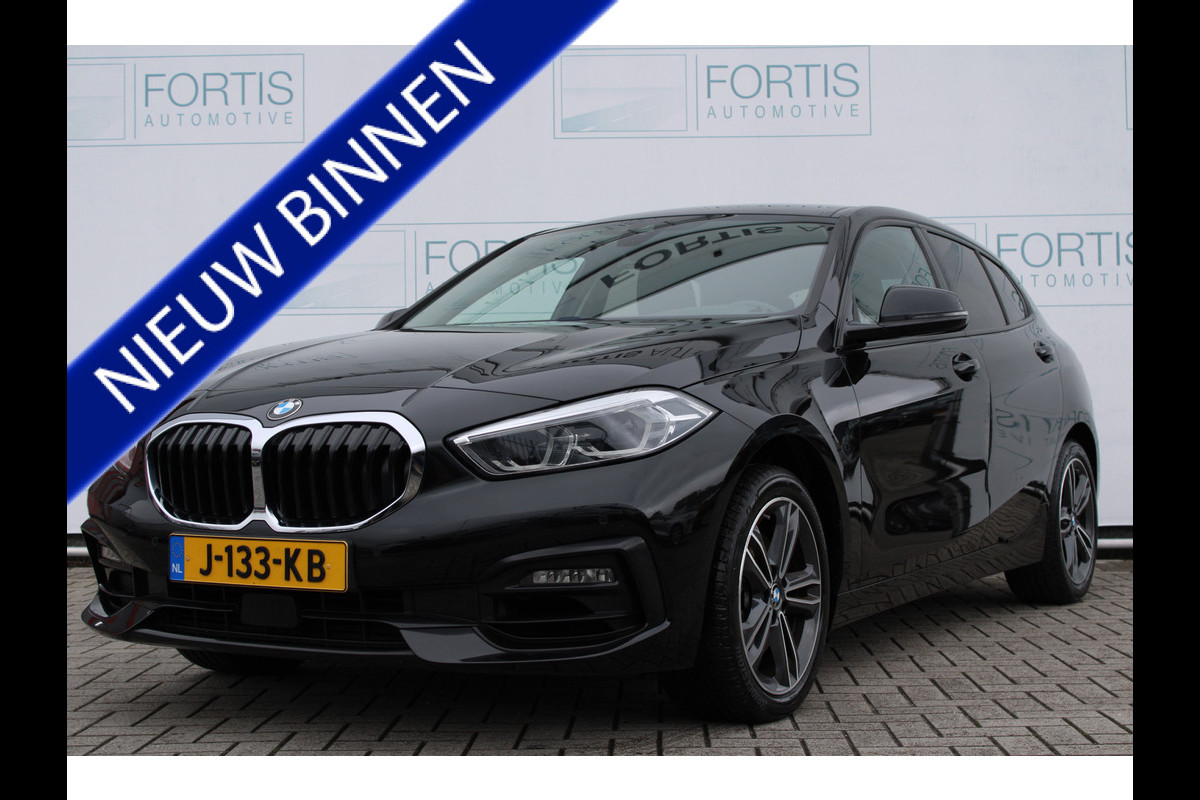 BMW 1-serie 118i Executive Sport NL AUTO | HALF LEDER | SPORTSTOELEN | CARPLAY |