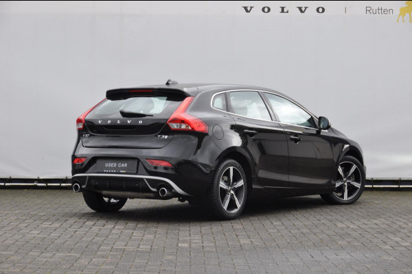 Volvo V40 T3 152PK Automaat R-Design / Cruise Control / Parkeersensoren achter / Bluetooth / navi / Airco / Leder/alcantara bekleding /