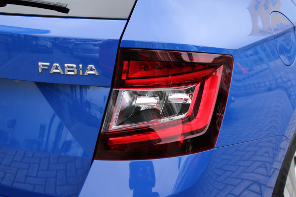 Škoda Fabia Combi 1.0 TSI Style NL AUTO | TREKHAAK | CARPLAY |