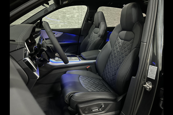 Audi Q7 60 TFSI e Competition | Nieuw! | 360 View | SQ7 Uitlaattips | RS-Stoelen | Panorama | ACC | Laser-LED | B&O Sound | 22'' | Head-Up | Memory | Trekhaak | Keyless-Entry | Stuurwiel verwarming | Stoelverwarming V+A | Autom. Parkeren | Luchtvering | Carplay | Draadloos Laden |