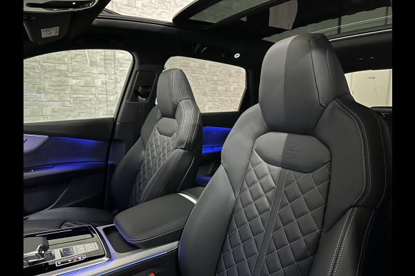 Audi Q7 60 TFSI e Competition | Nieuw! | 360 View | SQ7 Uitlaattips | RS-Stoelen | Panorama | ACC | Laser-LED | B&O Sound | 22'' | Head-Up | Memory | Trekhaak | Keyless-Entry | Stuurwiel verwarming | Stoelverwarming V+A | Autom. Parkeren | Luchtvering | Carplay | Draadloos Laden |