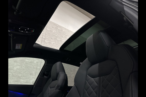 Audi Q7 60 TFSI e Competition | Nieuw! | 360 View | SQ7 Uitlaattips | RS-Stoelen | Panorama | ACC | Laser-LED | B&O Sound | 22'' | Head-Up | Memory | Trekhaak | Keyless-Entry | Stuurwiel verwarming | Stoelverwarming V+A | Autom. Parkeren | Luchtvering | Carplay | Draadloos Laden |